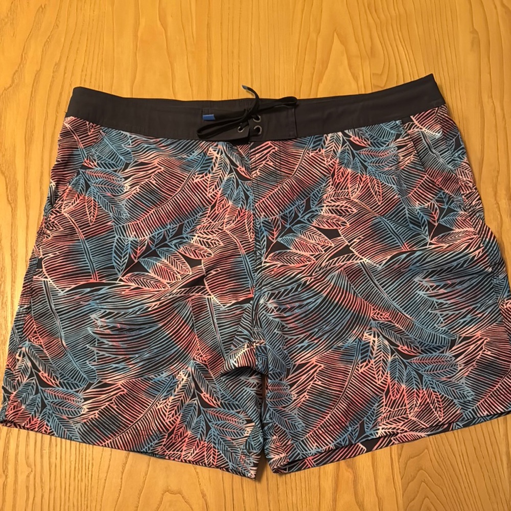 American Eagle Outfitters Blue and Red Board Shorts